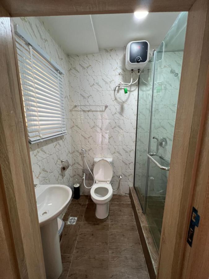 Thapunchline Hotels Ikeja Exterior foto